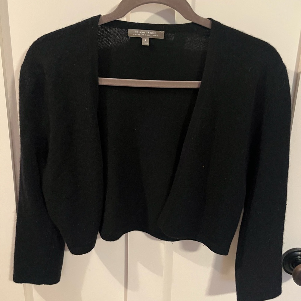 Neiman Marcus black cashmere shrug size S